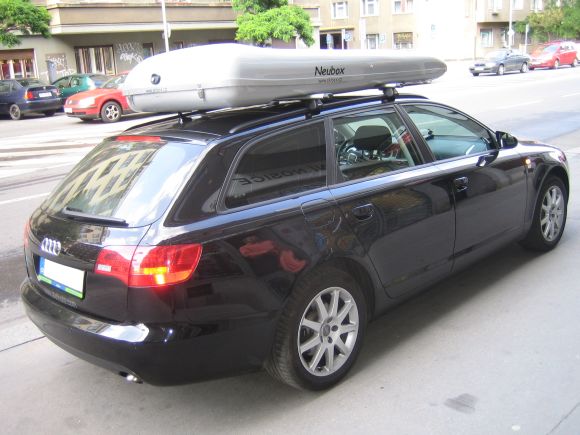 Střešní nosiče a boxy. Připravte se na zimní sezonu!