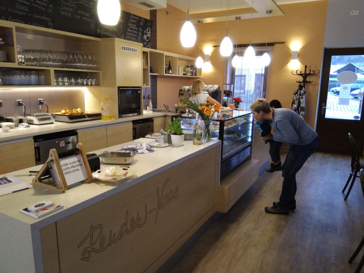Café Rendez-Vous: trocha Francie u Mladé Boleslavi
